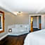 Black Bear Inn, an Ascend Collection Hotel