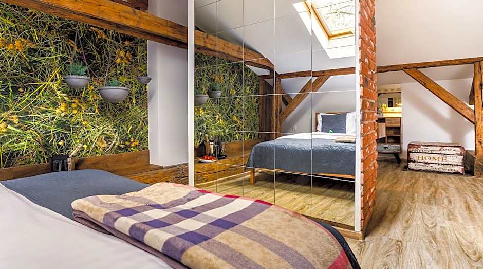 Art & Garden Residence