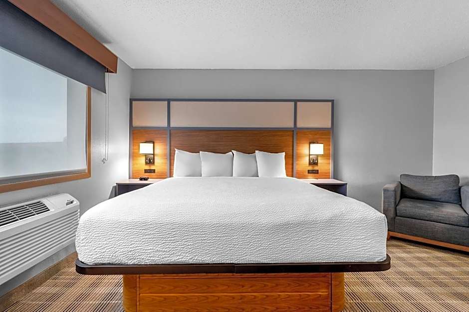 AmericInn by Wyndham Sauk Centre