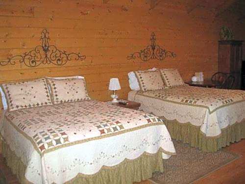 Pine Tree Inn