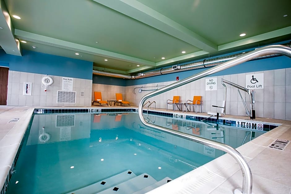 Holiday Inn Express and Suites Rehoboth Beach By IHG