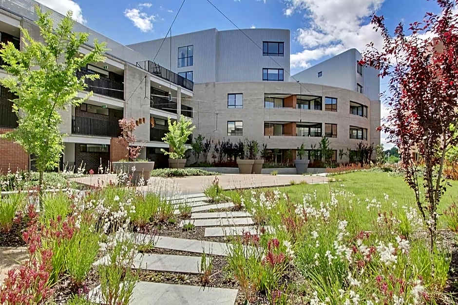 Accommodate Canberra - The Prince