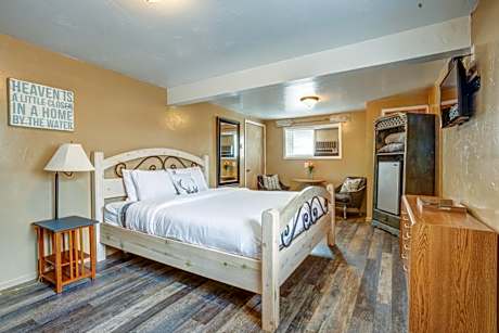 Lodge at Poncha Springs