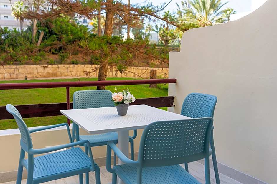 El Dorado 114 luxury with full air-conditioning