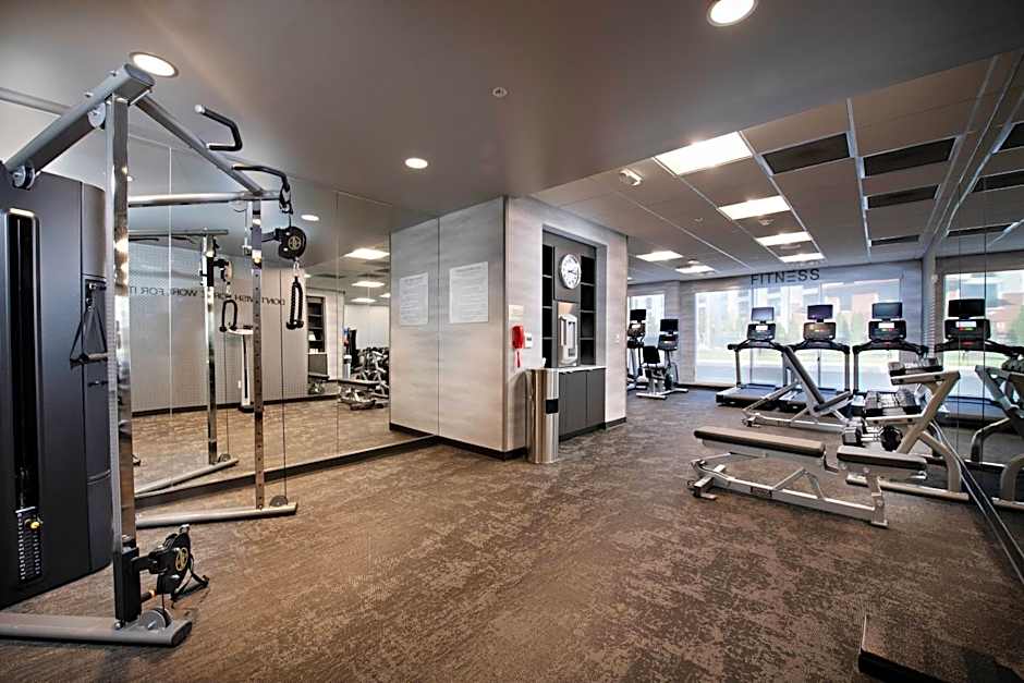 Fairfield Inn & Suites By Marriott Dayton North