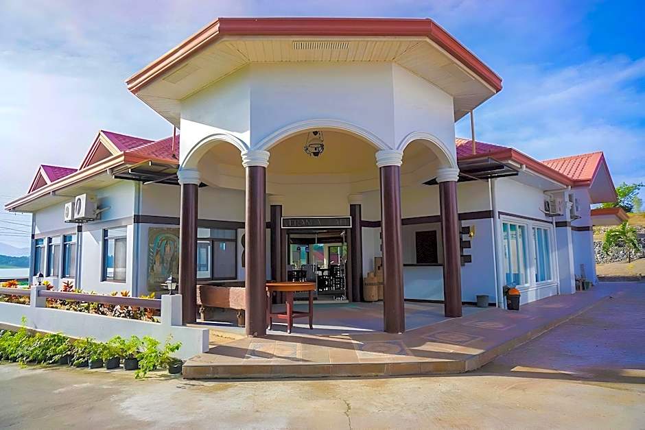 Veranda Suites and Restaurant