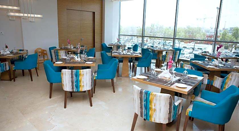 Best Western Plus Pearl Creek