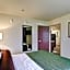 Cobblestone Hotel & Suites Pulaski/Green Bay