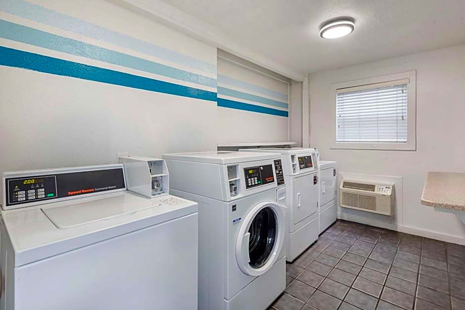 Best Western Ocean Beach Hotel & Suites