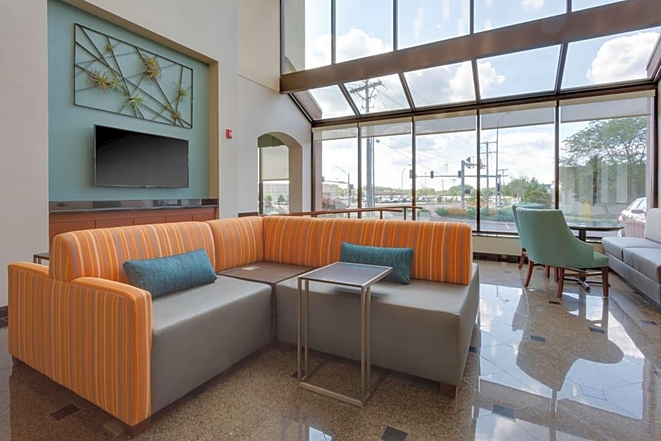 Drury Inn & Suites Columbia Stadium Boulevard