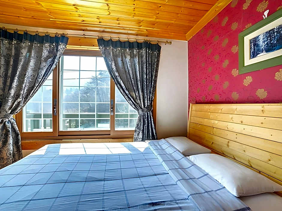 Goodstay White Cabin Pension