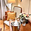 FLEUR DE LIS HOTEL