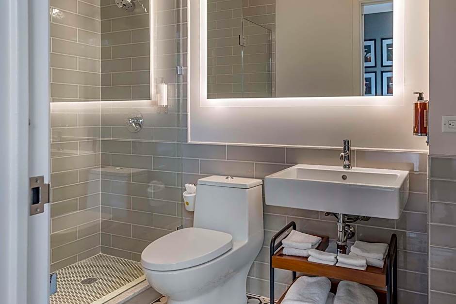 The Draper New York, Tapestry Collection by Hilton