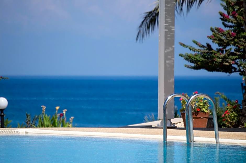 Crystal Springs Beach Hotel