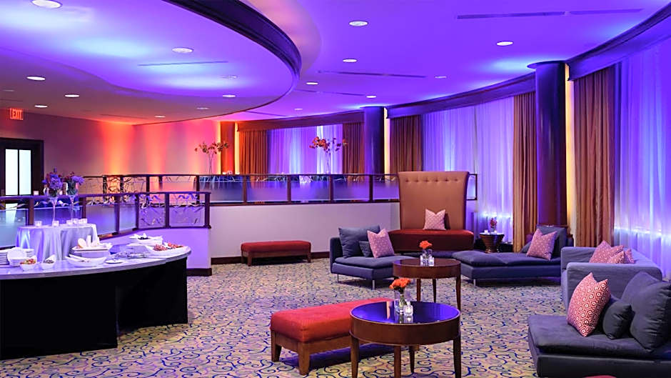 DoubleTree by Hilton Washington Dulles Airport