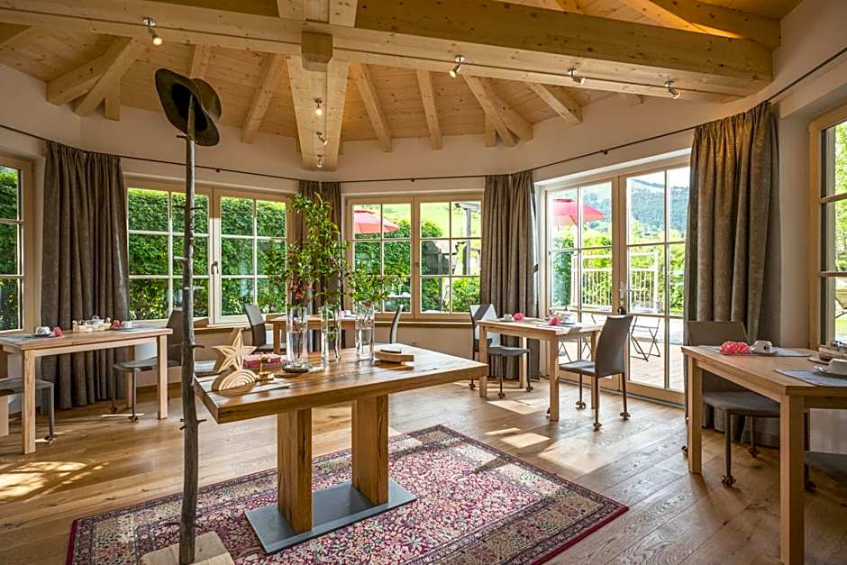 Flora - Das kleine Gartenhotel