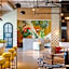 Moxy St. Petersburg Downtown