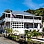 The Old Oak Boutique Hotel