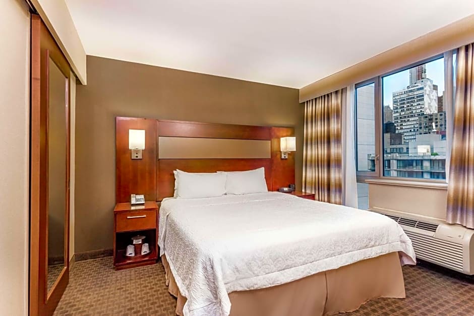 Hampton Inn By Hilton Grand Central