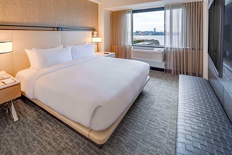 DoubleTree By Hilton Hotel Jersey City