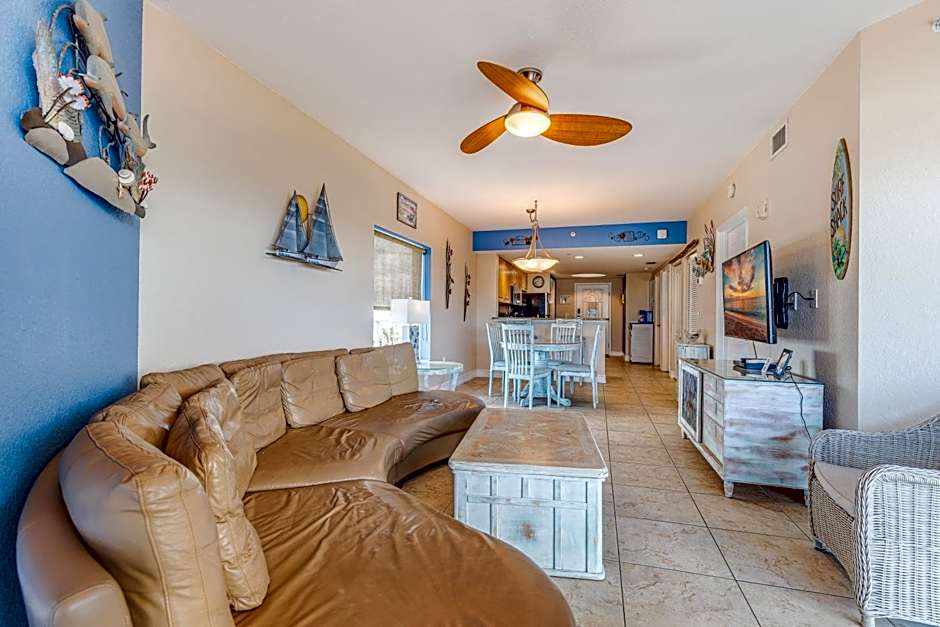 Corner Suite Luxury Panoramic Ocean Views