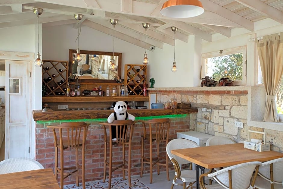 Panda Alacati Hotel