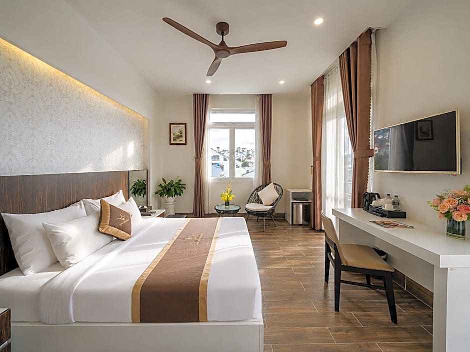MINH CHIEN Hotel