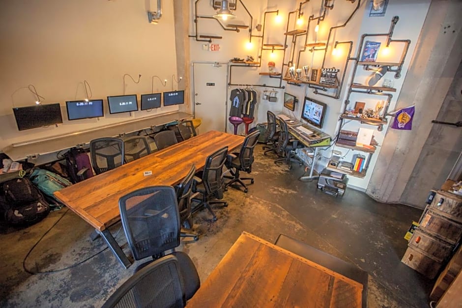 PodShare Hollywood
