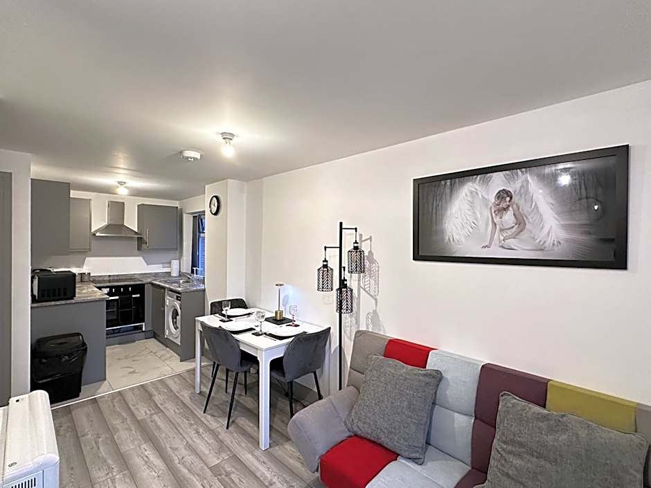 Lilypad Suite - Near NEC Centre, BHX airport, HS2 & Resort World