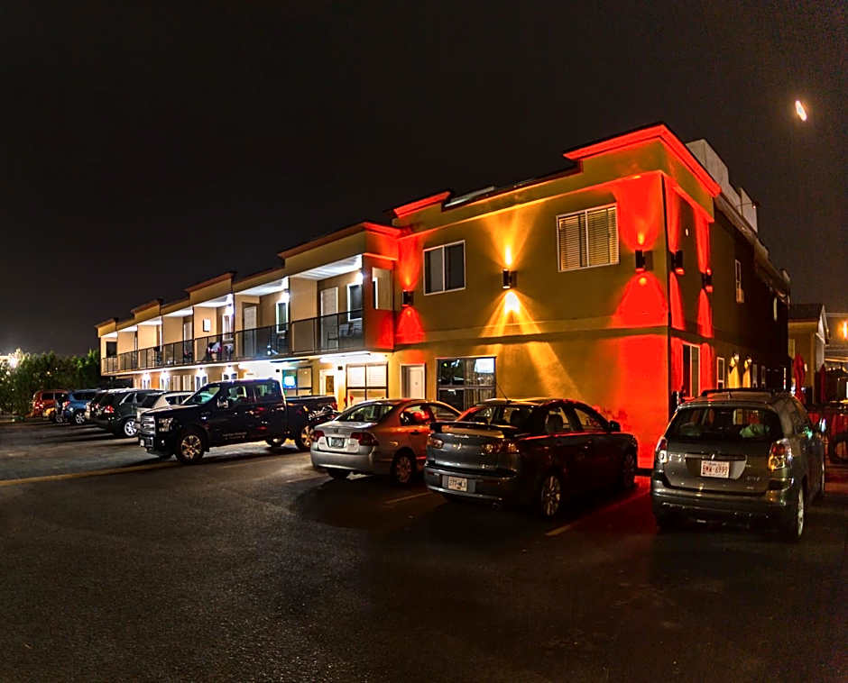 Sahara Courtyard Inn Penticton