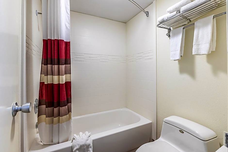 Red Roof Inn Caryville