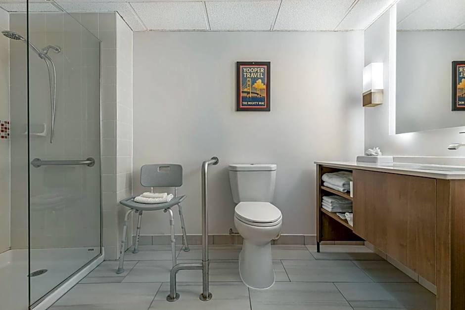 Quality Inn Saint Ignace I-75