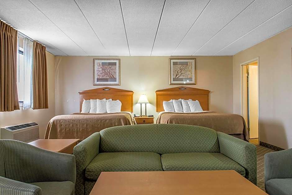 Quality Inn & Suites Fairview - Erie