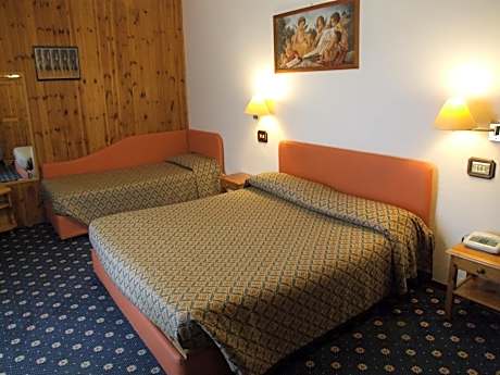 Triple Room with Balcony