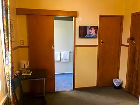 Private Triple Room