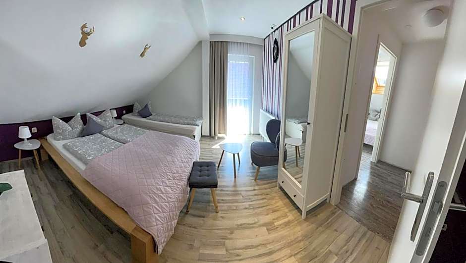 LA Boutique House