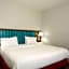 Hampton Inn By Hilton Garden City