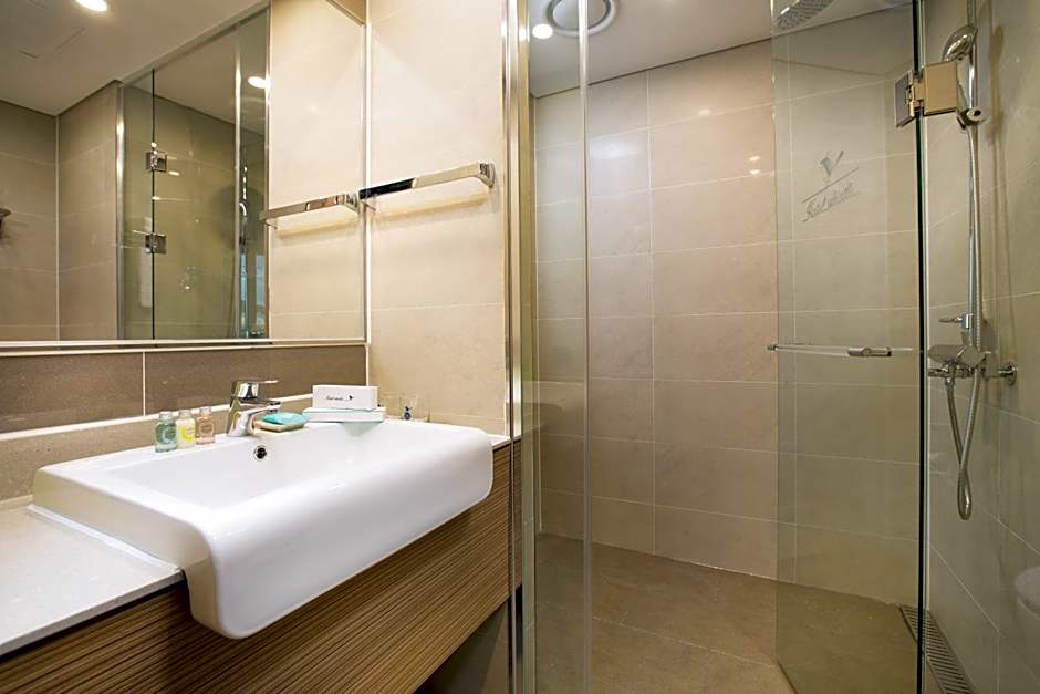 Photo 1 of 3 of Deluxe Family Twin Room with Mountain View