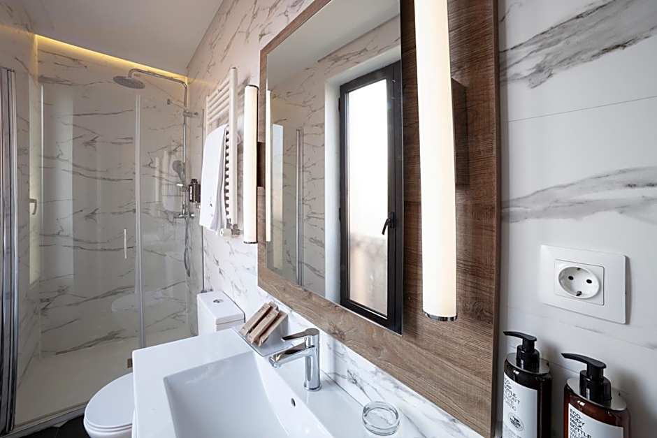 Petit Palace Arana Bilbao