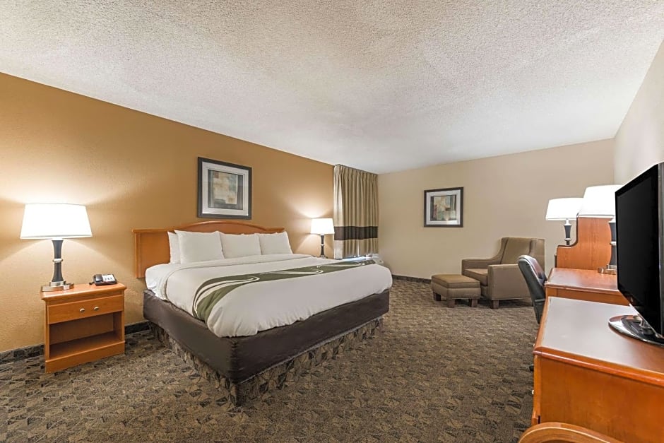 Quality Inn & Suites Portage