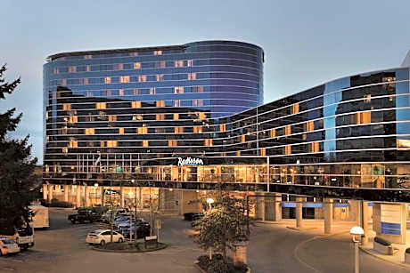 Radisson Hotel Vancouver Airport