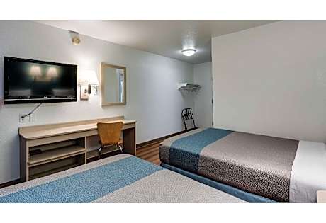 2 Full Beds | Non-Smoking