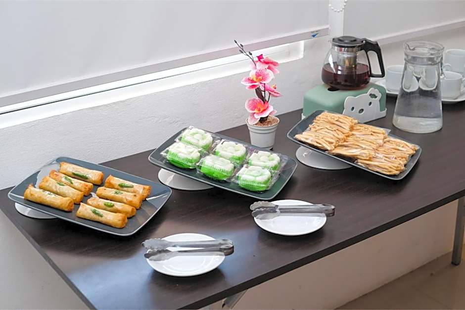 Red Orchid Hotel by Sajiwa