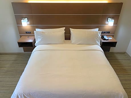 King Bed Non Smoking