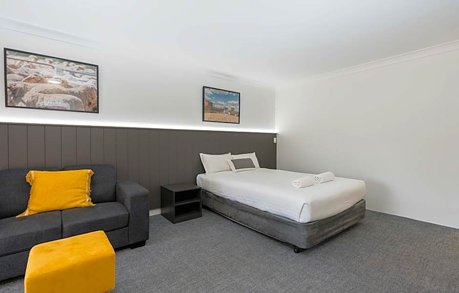 Club Inn Motel
