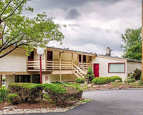 Econo Lodge Clarks Summit - Scranton