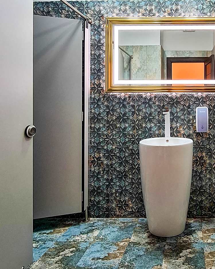 Hotel Opal
