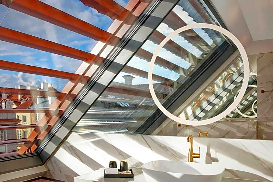 Hotel Verte, Warsaw, Autograph Collection