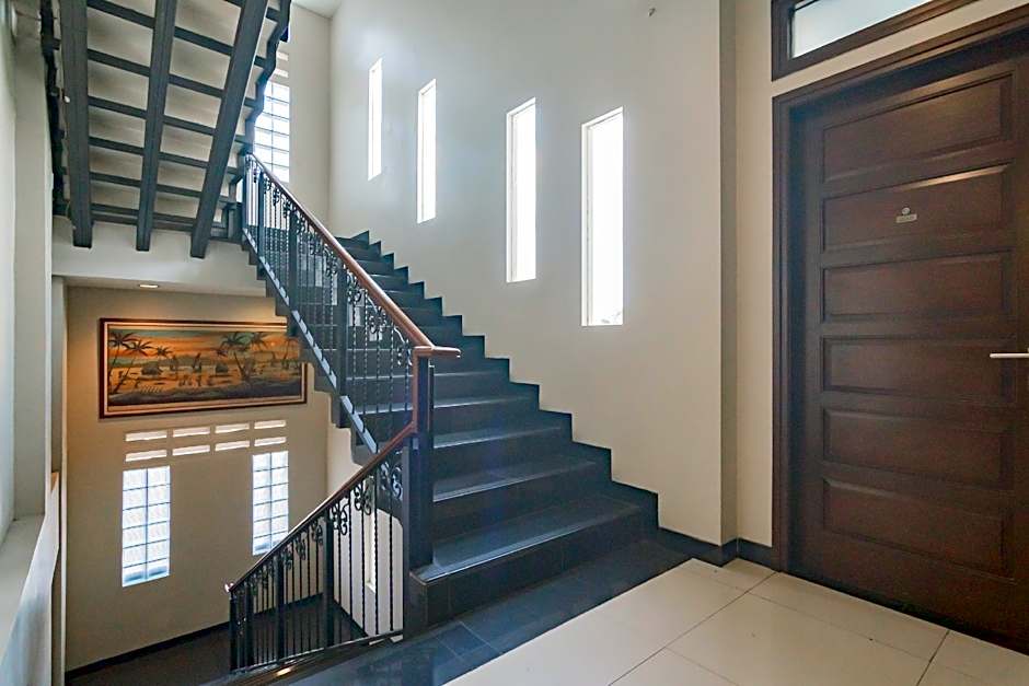 RedDoorz near Simpang Dago 2