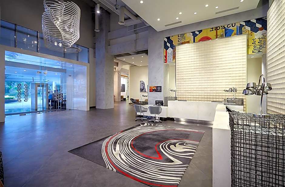 Pullman Jakarta Central Park Hotel